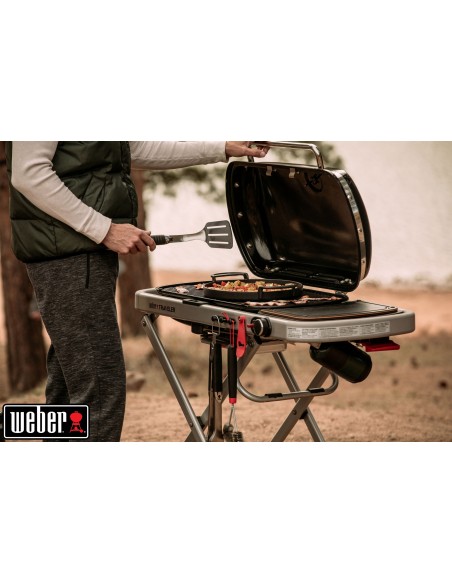 Barbecue à gaz Weber Traveler noir avec chariot noir