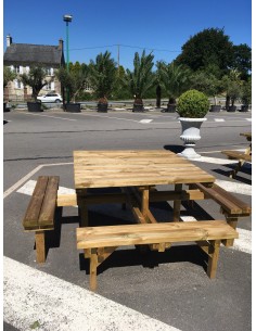 Table pique-nique 200 x 200 x 75 cm en bois massif traité