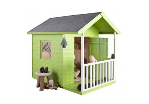cabane de jardin pour enfant avec porte et fenêtre et terrasse avec balustrade peinte en vert.